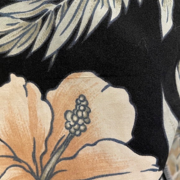 Tori Richard Vintage Aloha Shirt Made In Hawaii - Picture 8 of 8